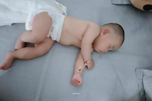 北票孕妇的屎是黑色的